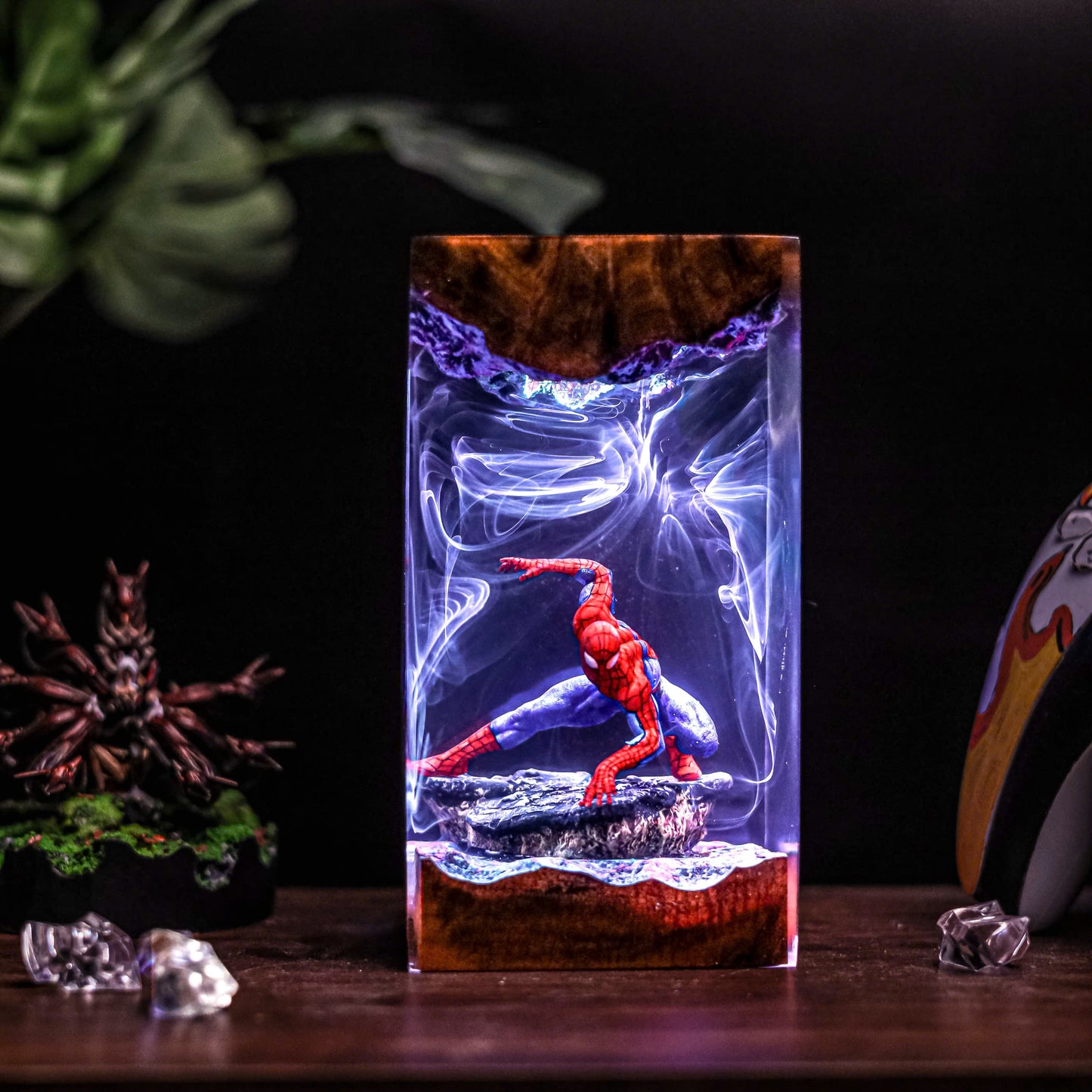 Spiderman Resin Lamp V4 - Marvel Comics