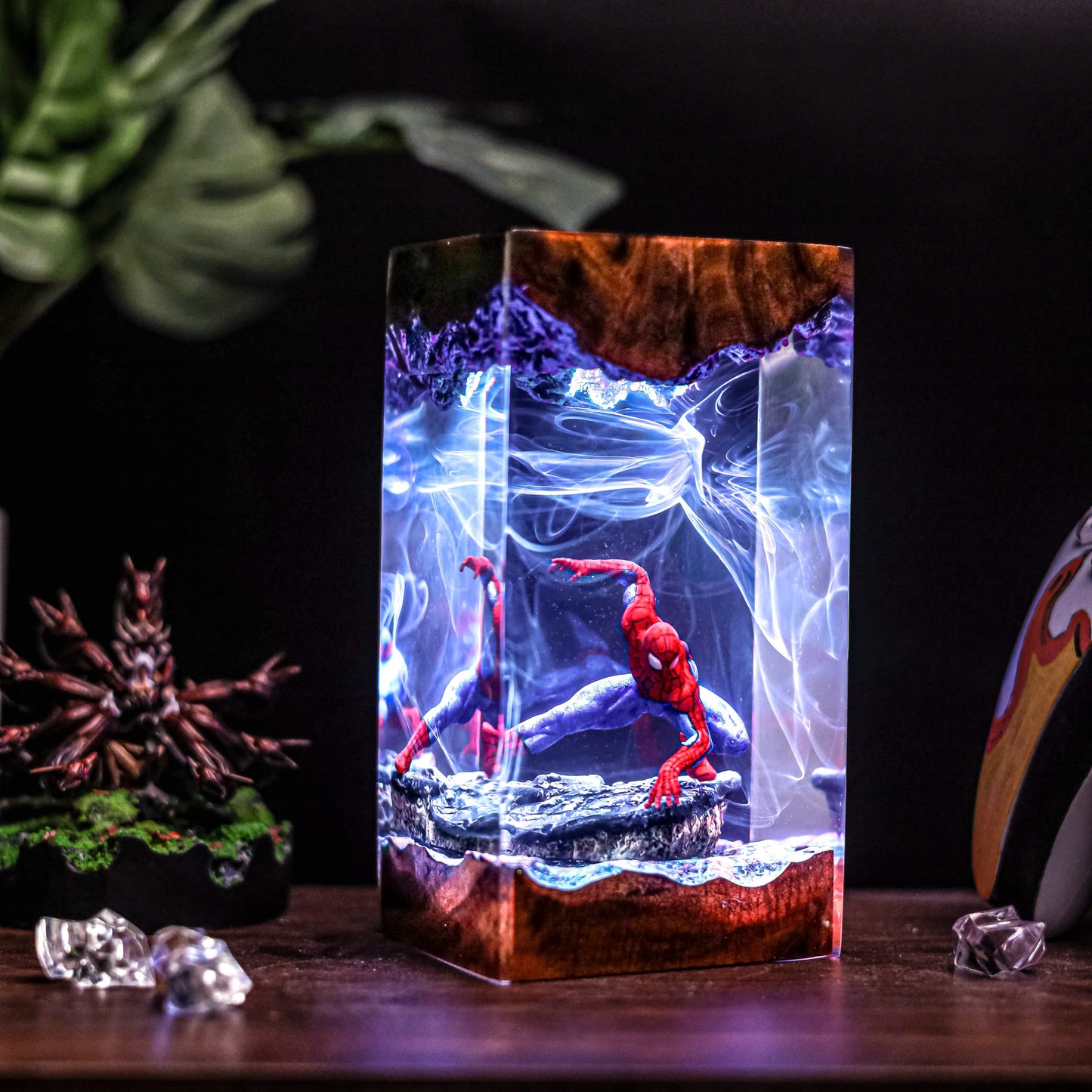 Spiderman Resin Lamp V4 - Marvel Comics