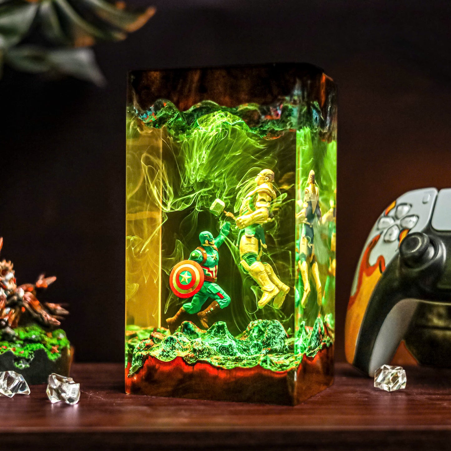Thor vs Thanos Resin Lamp - Marvel Comics