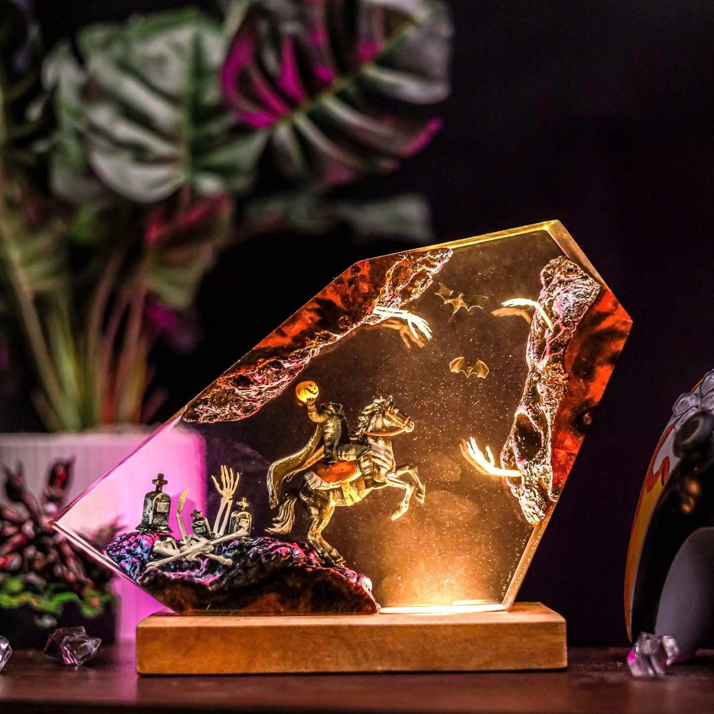 Headless Horseman V3 Resin Lamp - Halloween