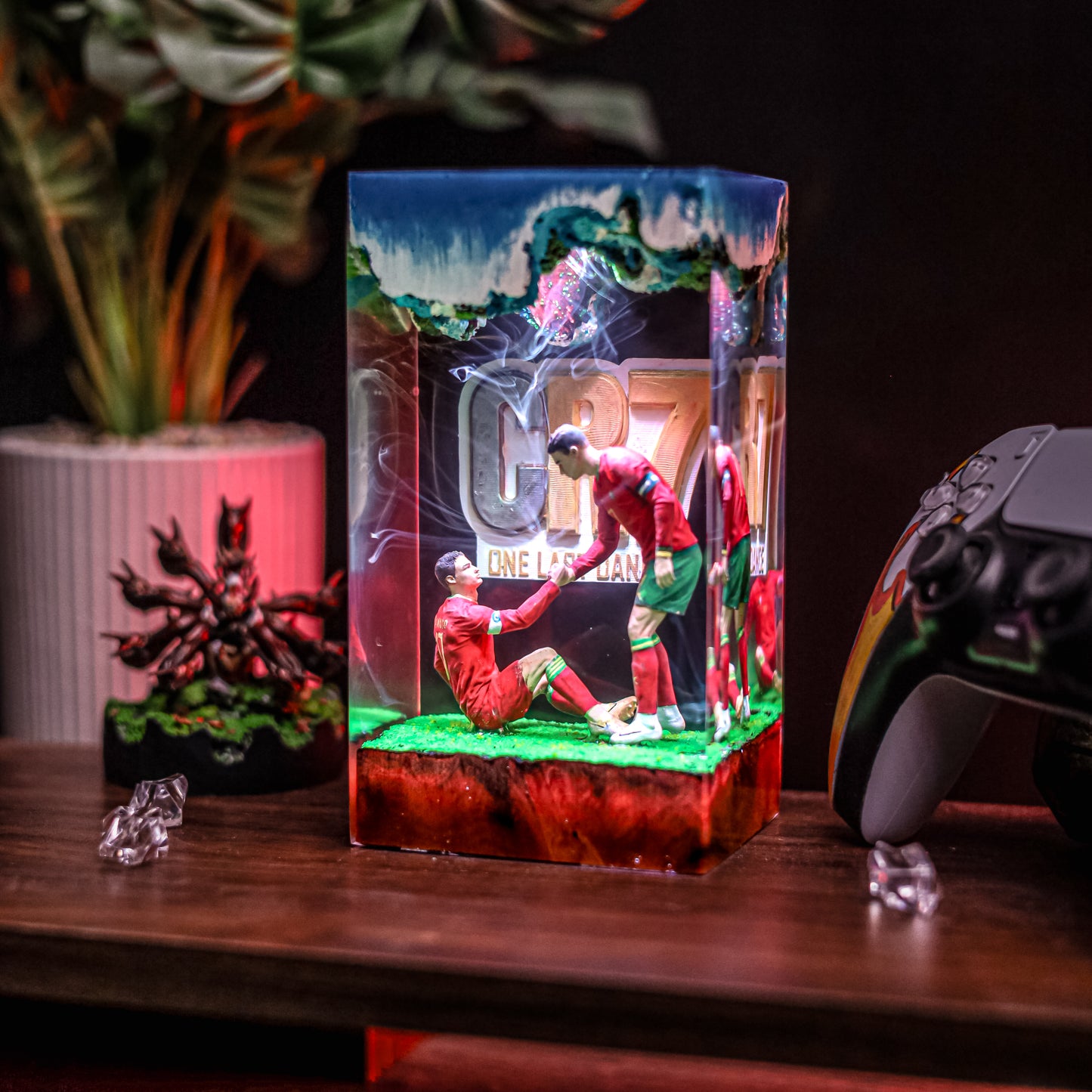 Ronaldo X Ronaldo Resin Lamp- The Best Player