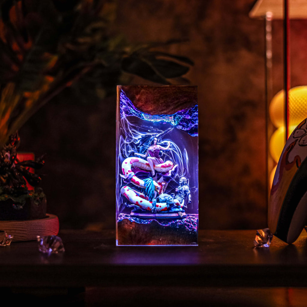 Boa Hancock Resin Lamp | Handmade LED OnePiece | Lumiverse Resin