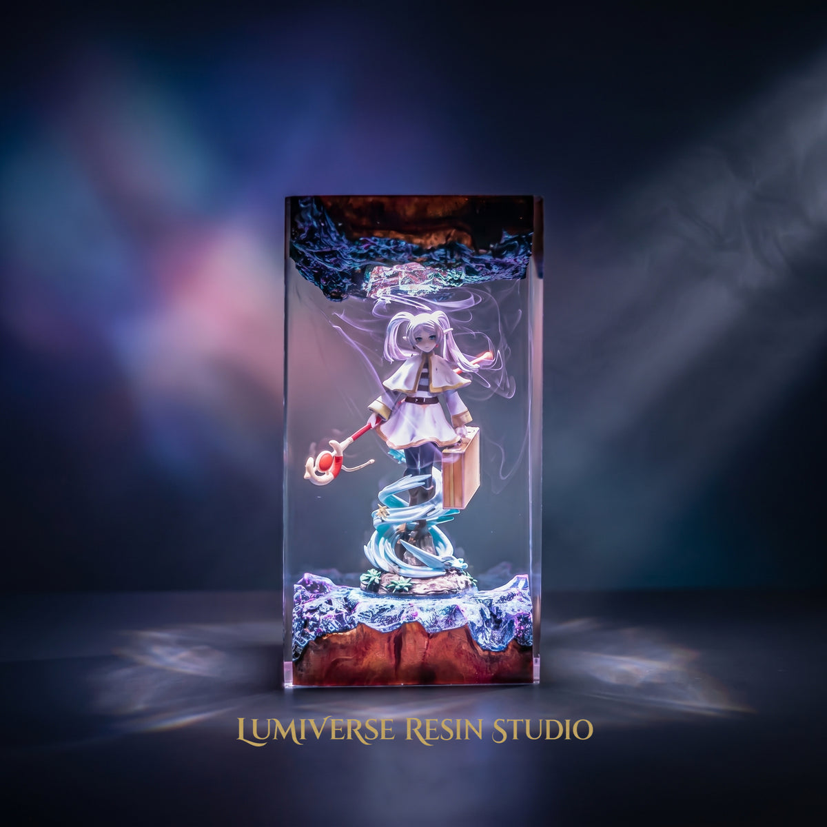 Frieren Resin Lamp | LED Diorama | Lumiverse Resin