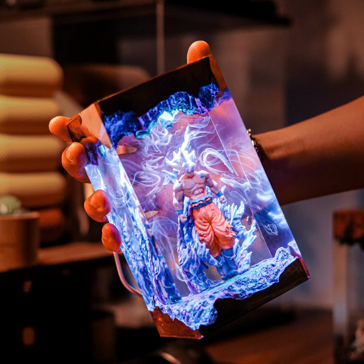 Goku Ultra Instinct Resin Lamp | LED Diorama DragonBall | Lumiverse Resin