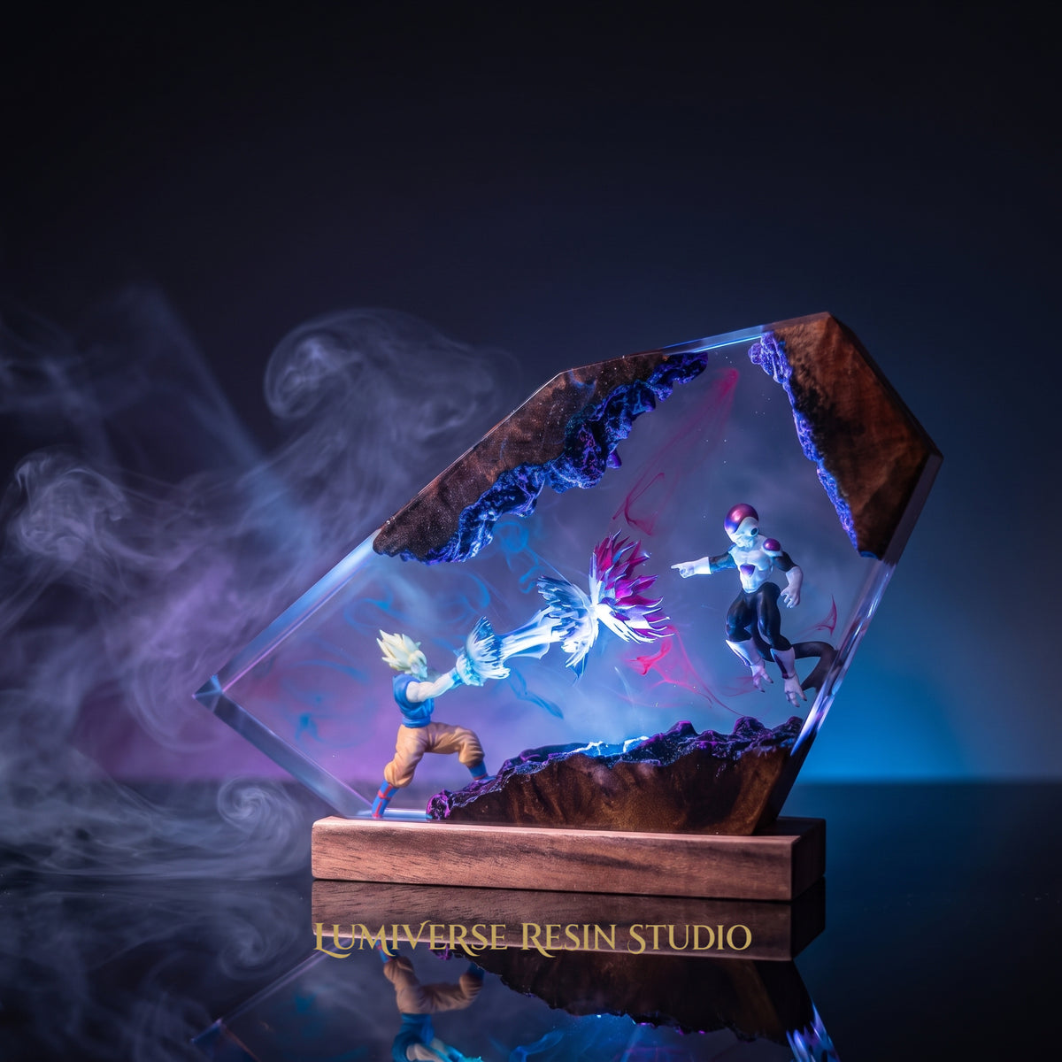 Goku Vs Frieza Resin Lamp | Warm LED Light DragonBall | Lumiverse Resin