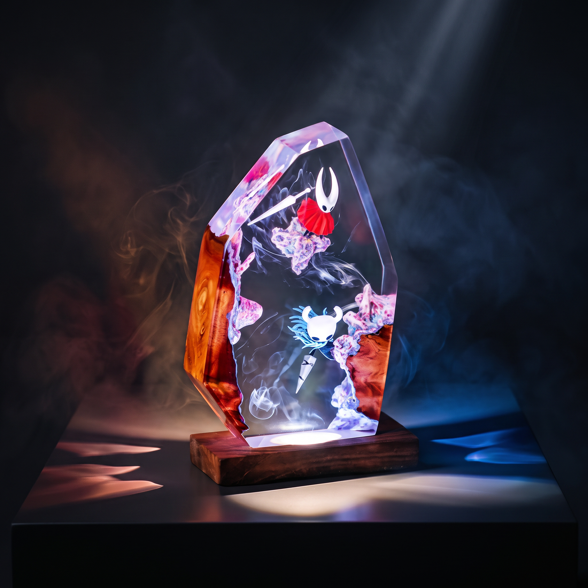 Hornet Hollow Knight Resin Lamp | Warm LED Light HollowKnight | Lumiverse Resin