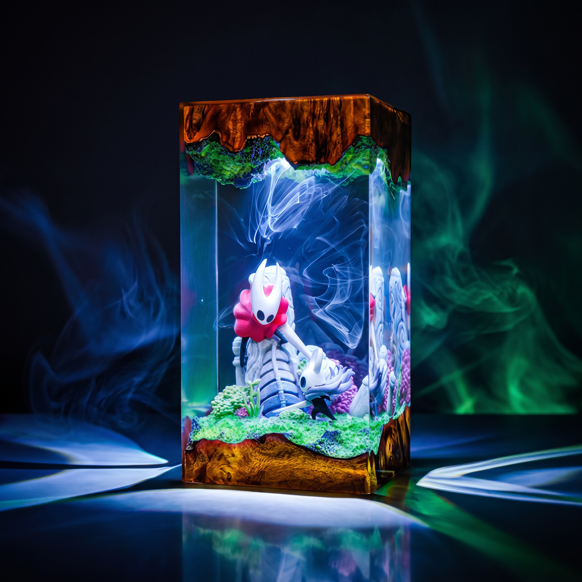 Hornet The Knight Resin Lamp | Handmade HollowKnight LED | Lumiverse Resin