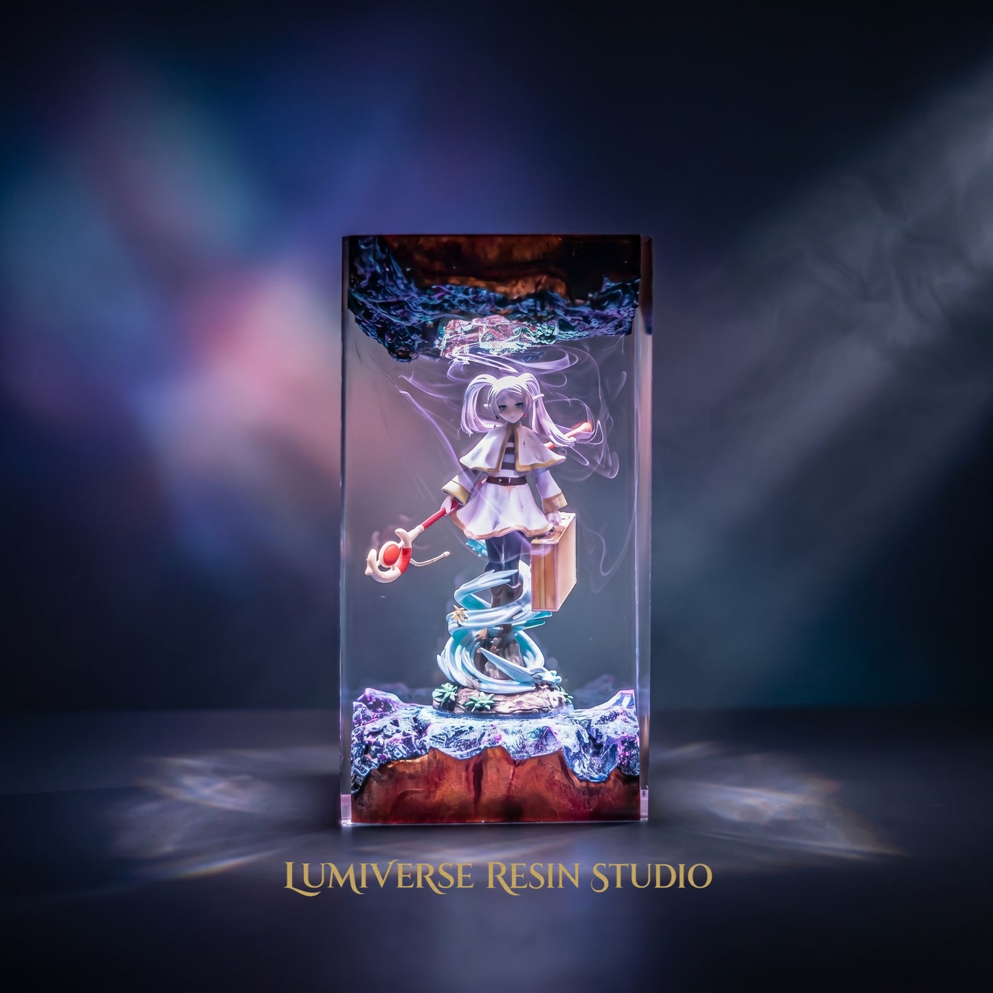 Frieren Resin Lamp V1