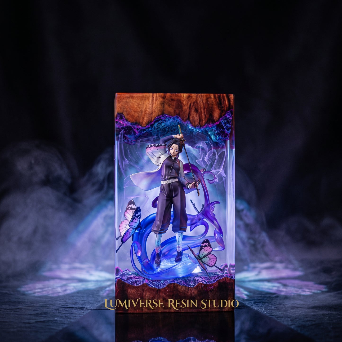 Shinobu Resin Lamp  - Demon Slayer