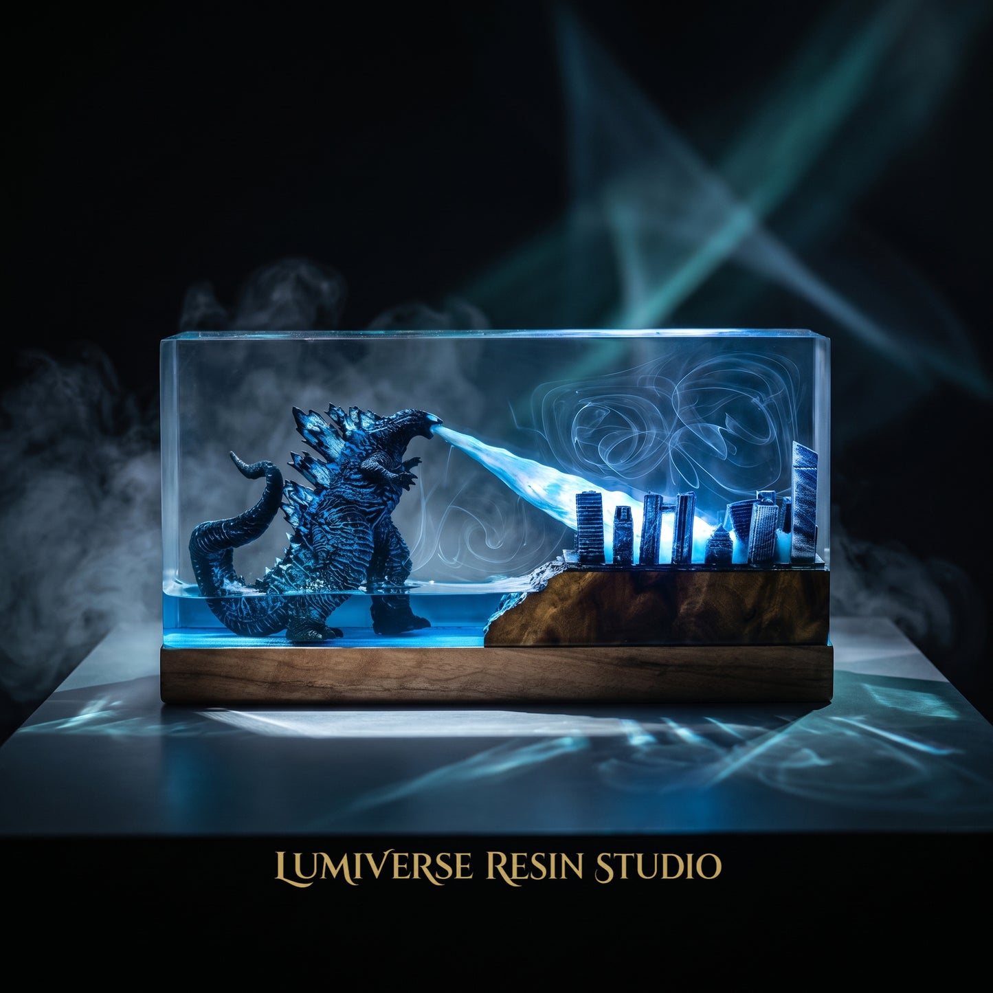 Godzila V2 Resin lamp Lumi Verseresin Studio