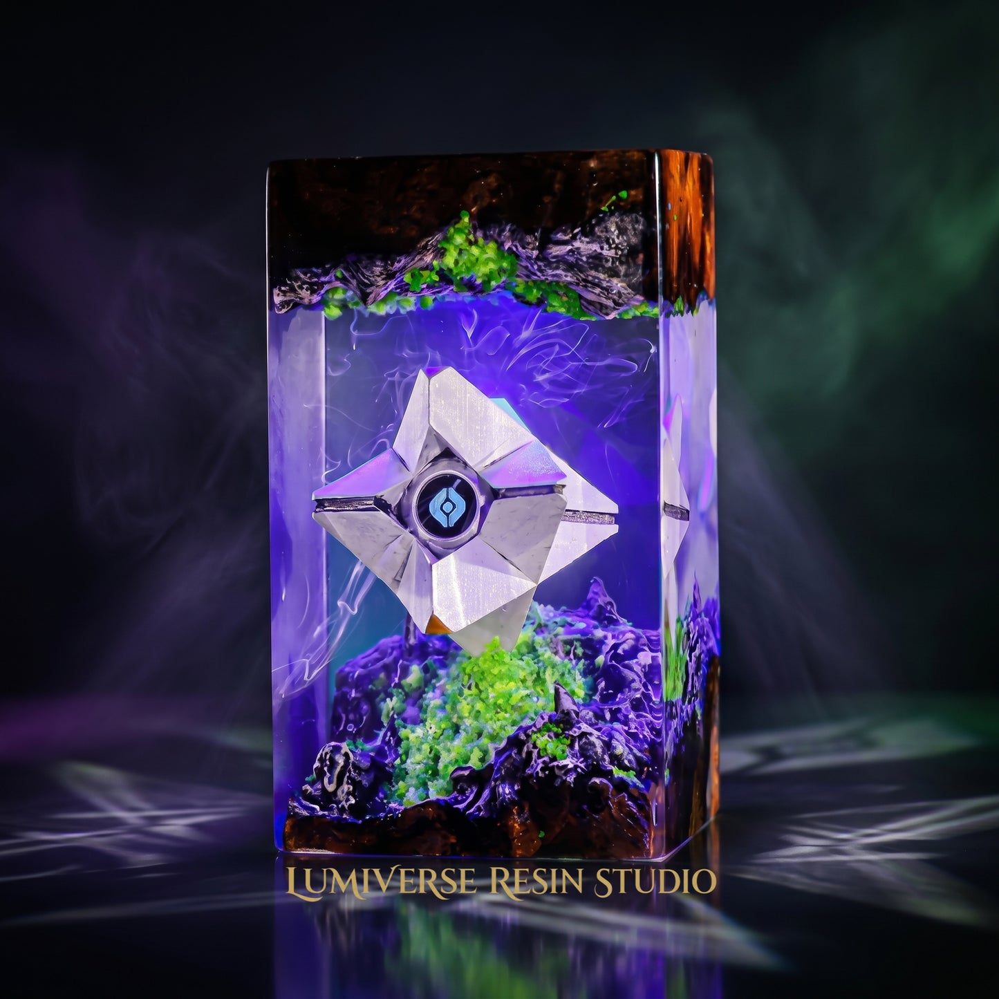 Premium The Ghost Resin Lamp