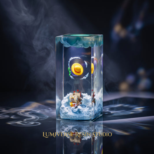 Thousand Sunny &amp; Gomu Gomu No Mi Resin Lamp - One Piece