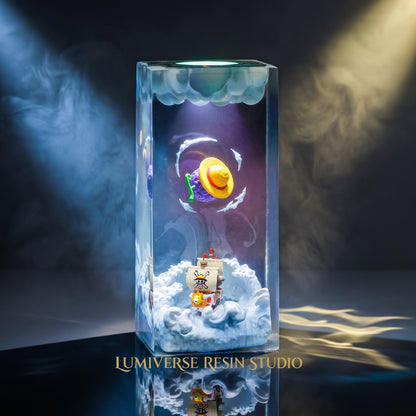 Thousand Sunny &amp; Gomu Gomu No Mi Resin Lamp - One Piece