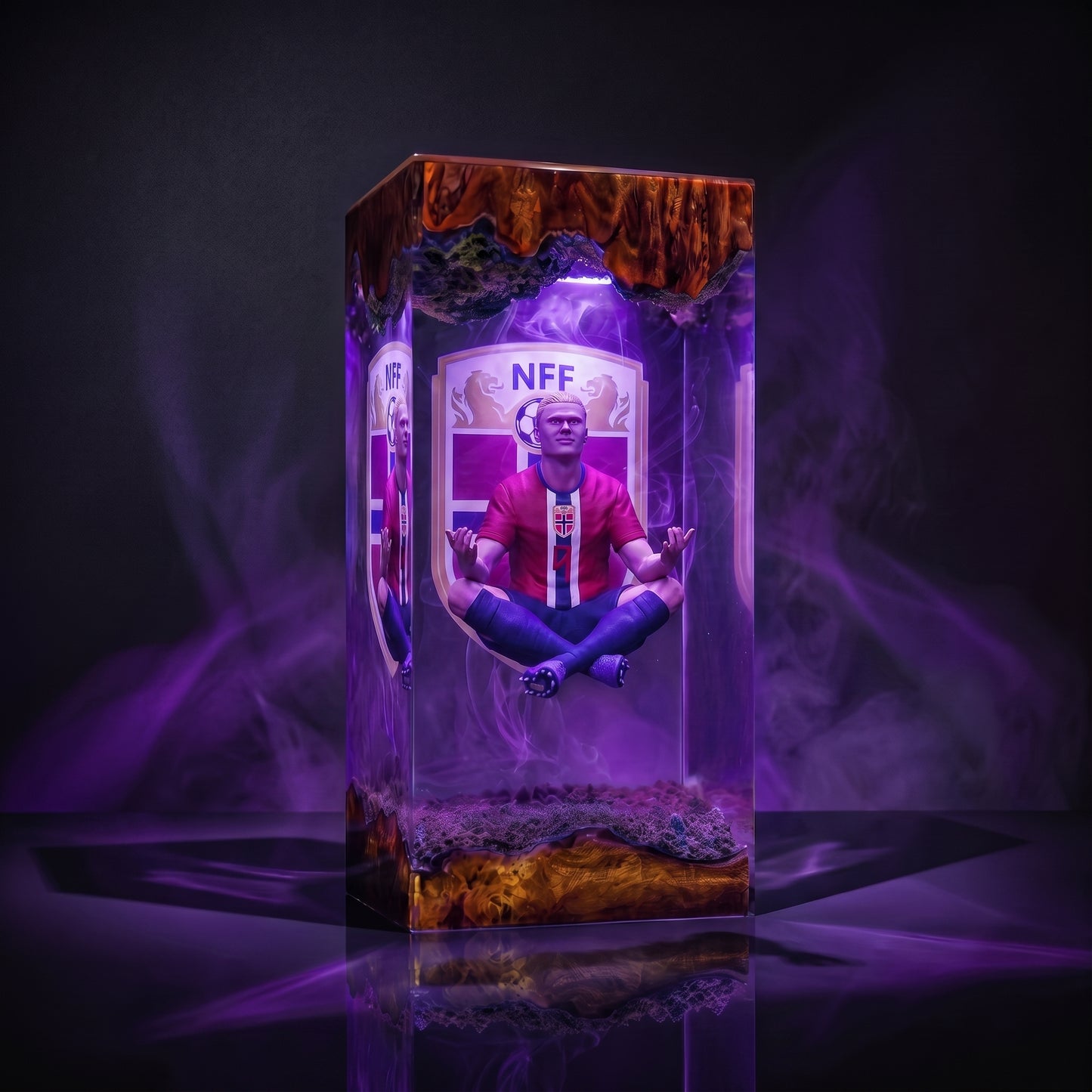 Haaland Player Resin Lamp -The Best Player