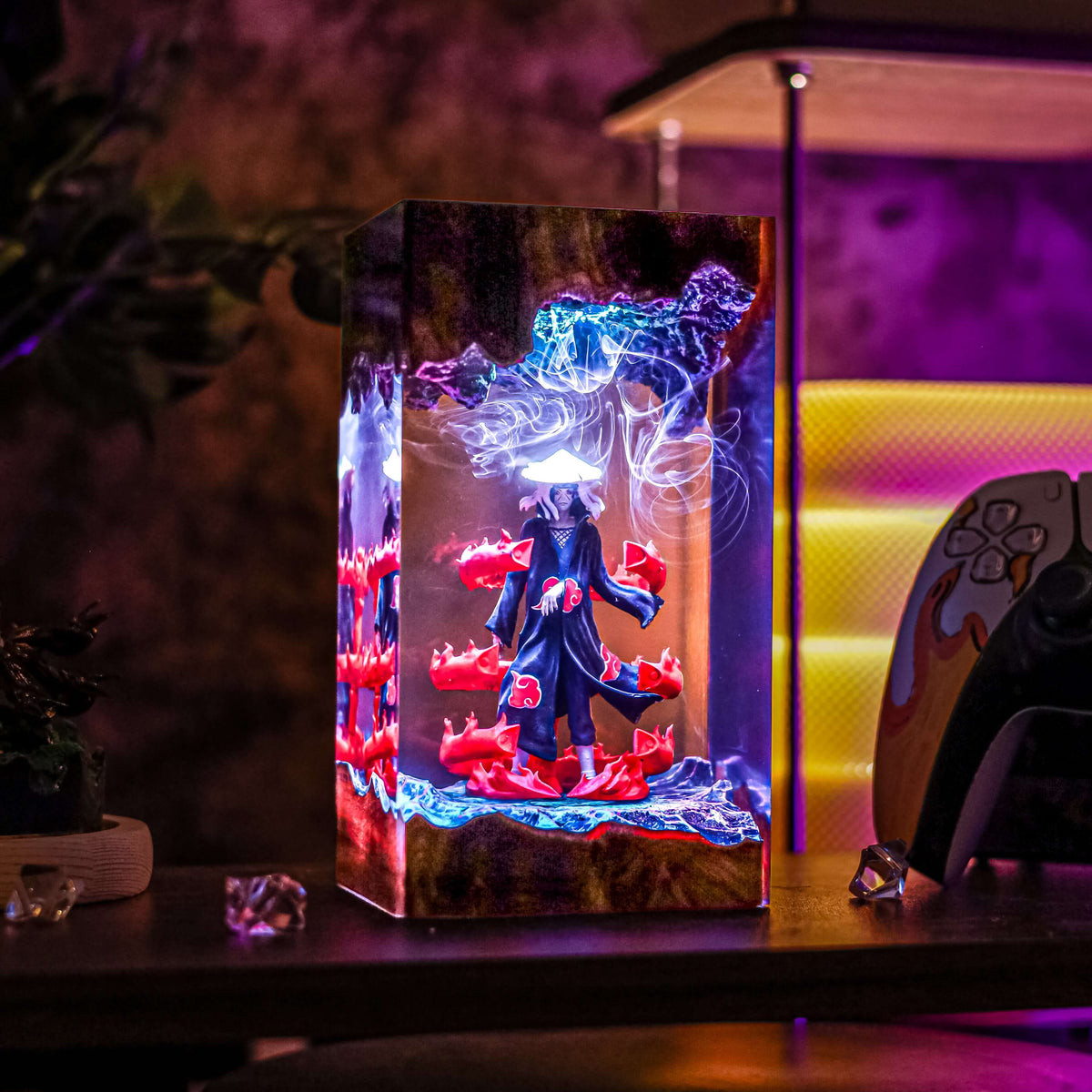 Itachi Resin Lamp | USB-Powered LED | Lumiverse Resin