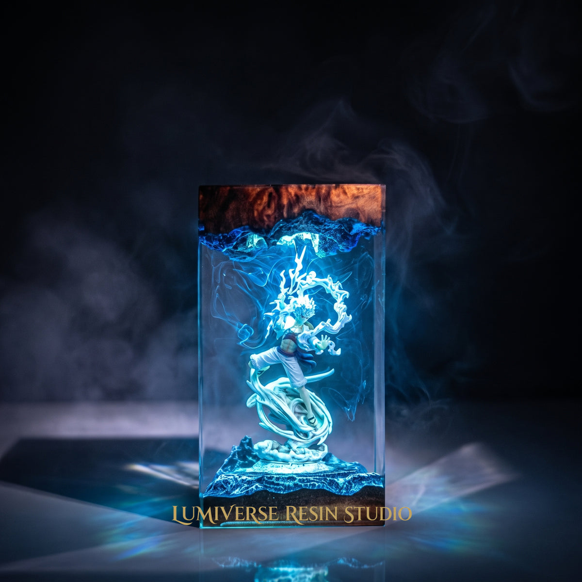 Luffy Gear 5 Resin Lamp | Handmade OnePiece LED | Lumiverse Resin