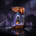 Onion Knight Resin Lamp | LED Diorama DarkSouls | Lumiverse Resin