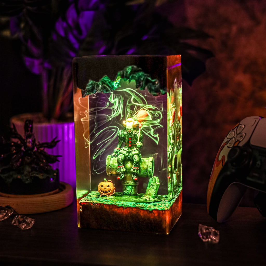 Pennywise Horror Resin Lamp | USB-Powered LED ITMovie | Lumiverse Resin