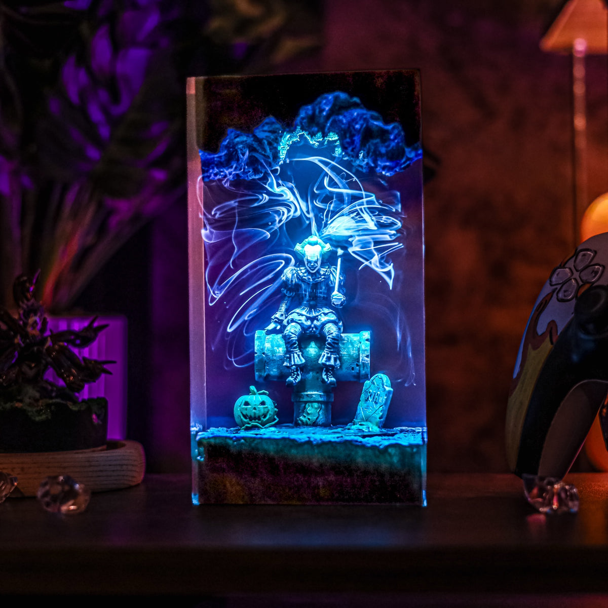 Pennywise Horror Resin Lamp | USB-Powered LED ITMovie | Lumiverse Resin