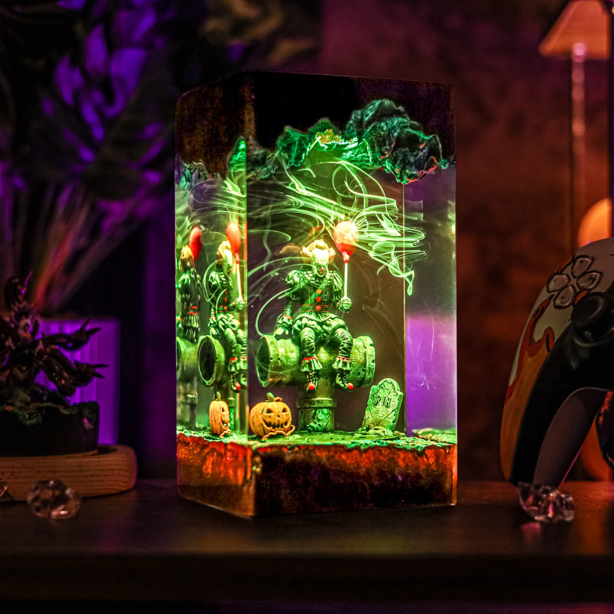 Pennywise Horror Resin Lamp | USB-Powered LED ITMovie | Lumiverse Resin