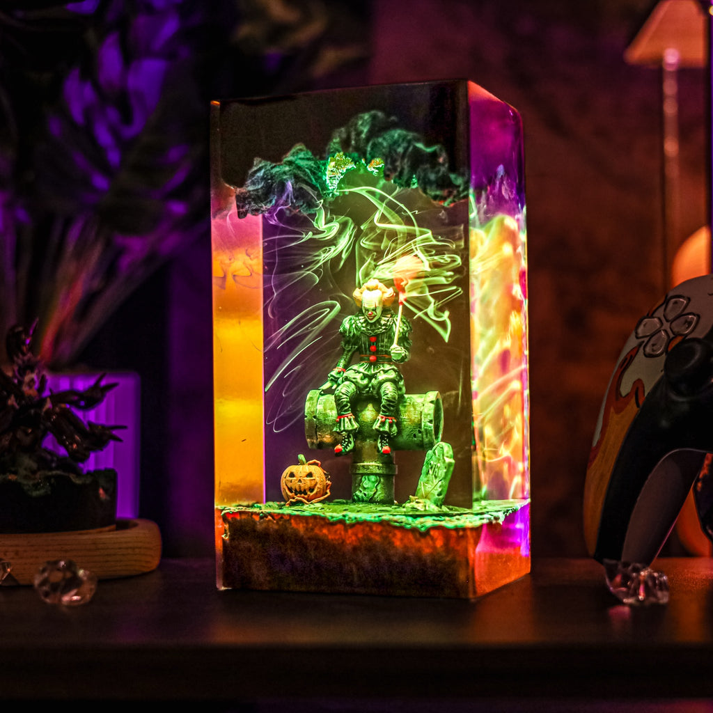 Pennywise Horror Resin Lamp | USB-Powered LED ITMovie | Lumiverse Resin